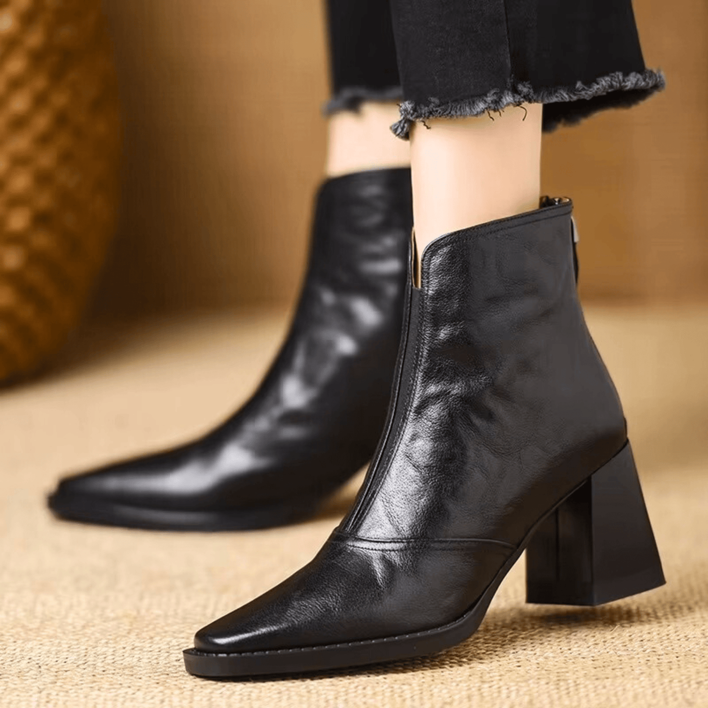 Tynah | Orthopedic Boots